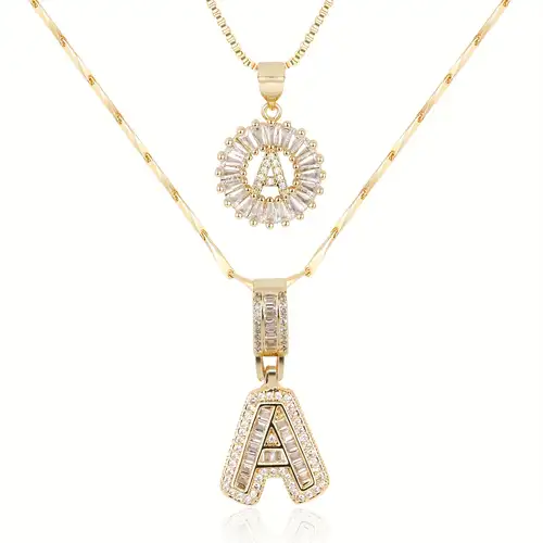 Pavé-initialenketting in wit goud