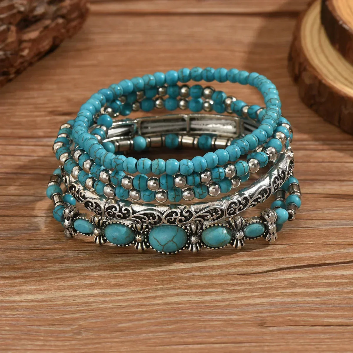 Boho-armbandenset met turquoise kralen in goud