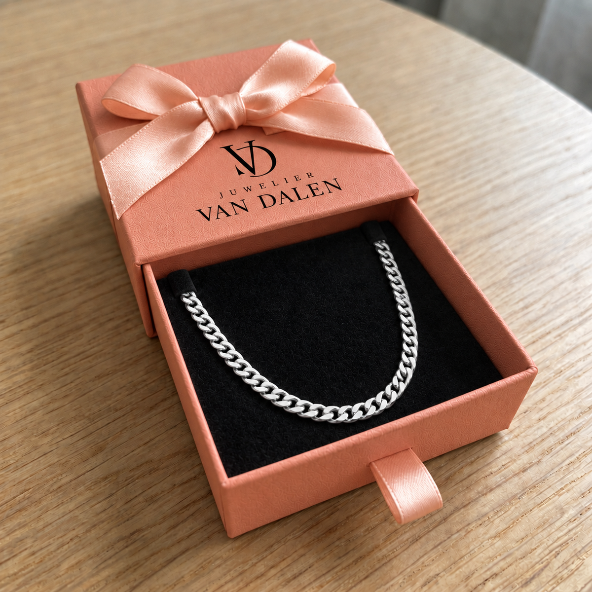 Cubaanse ketting met brede schakels | Goud