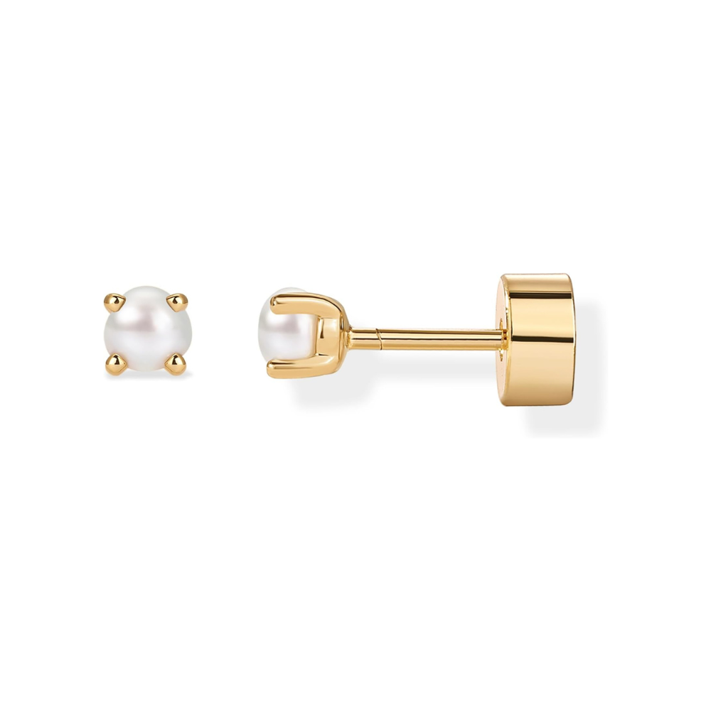 Delicate parel-oorknopjes in goud